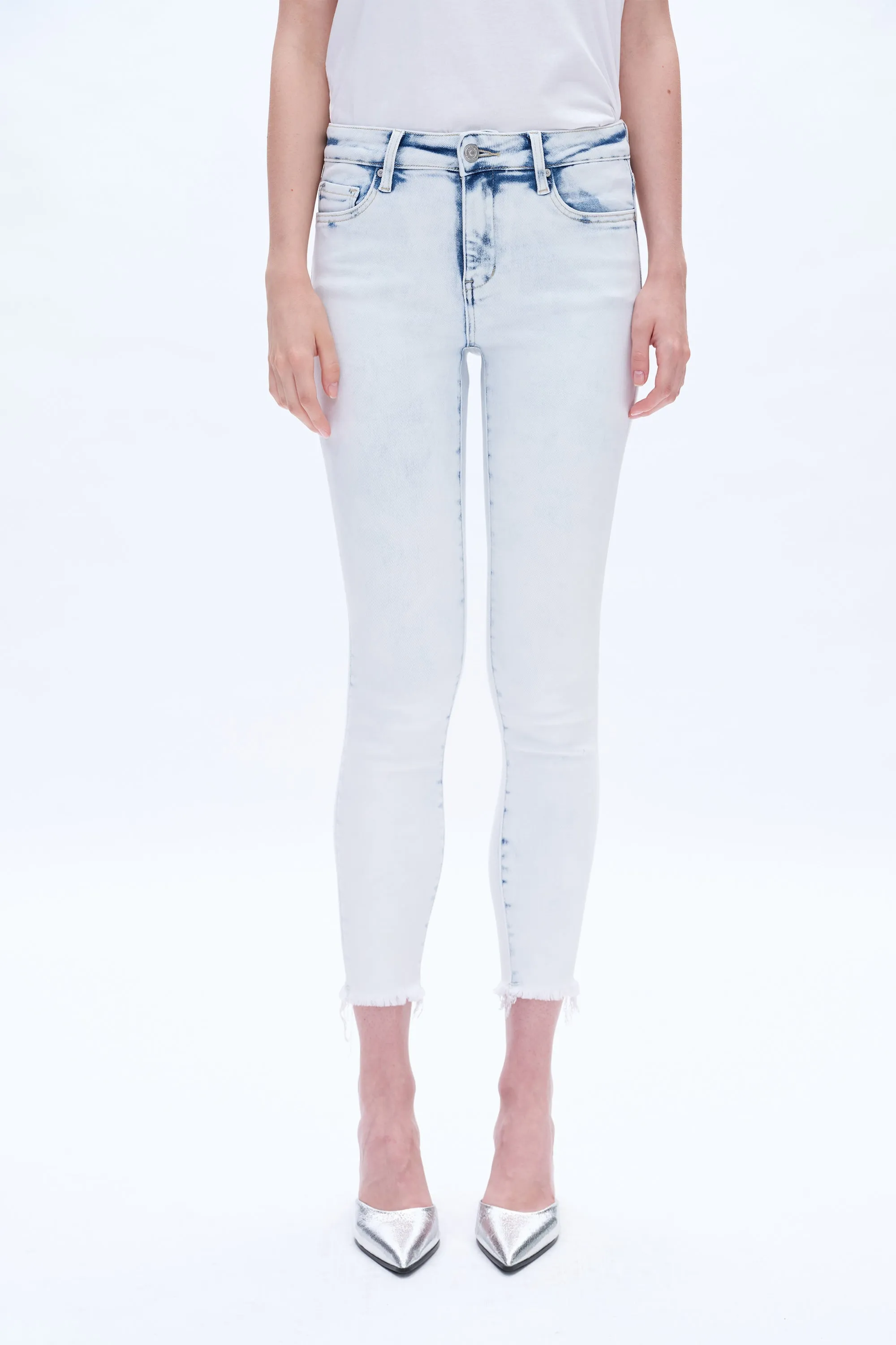 BETH MID RISE SKINNY JEANS WITH FRAYED HEM BYS2031 SNOWFLAKE