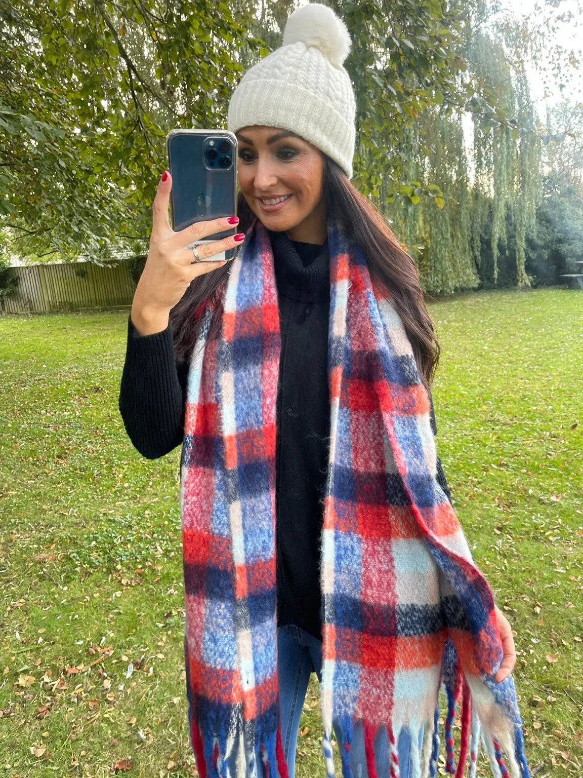 Big Checked Cosy Scarf