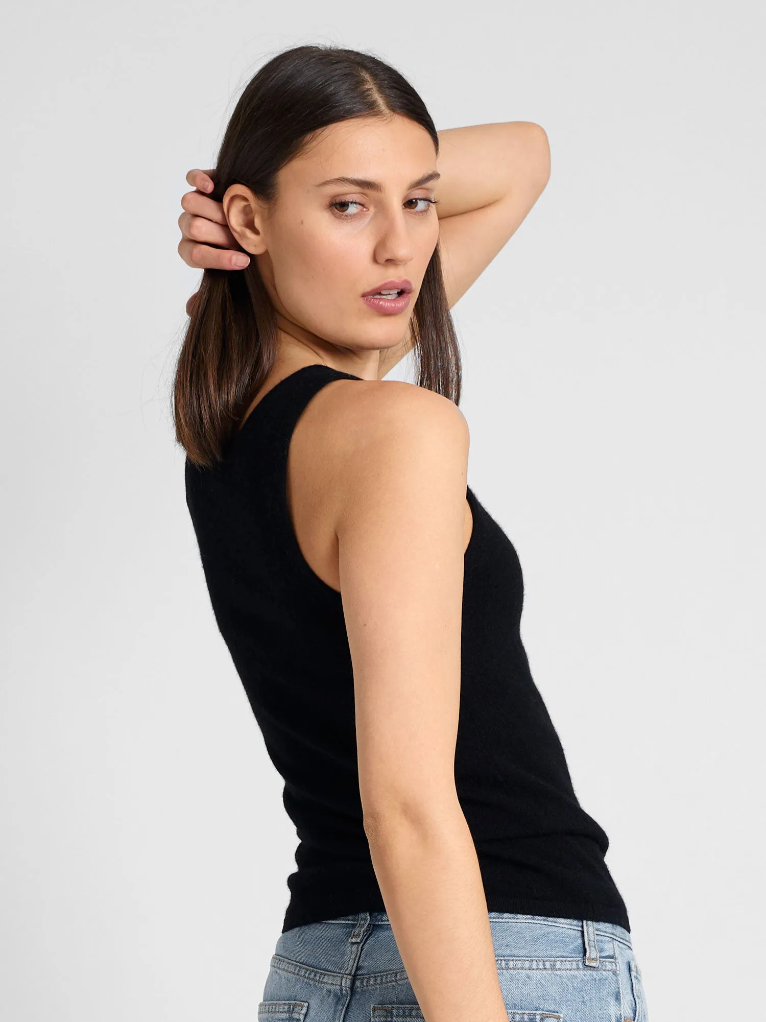 Cashmere singlet "Tyra" - black