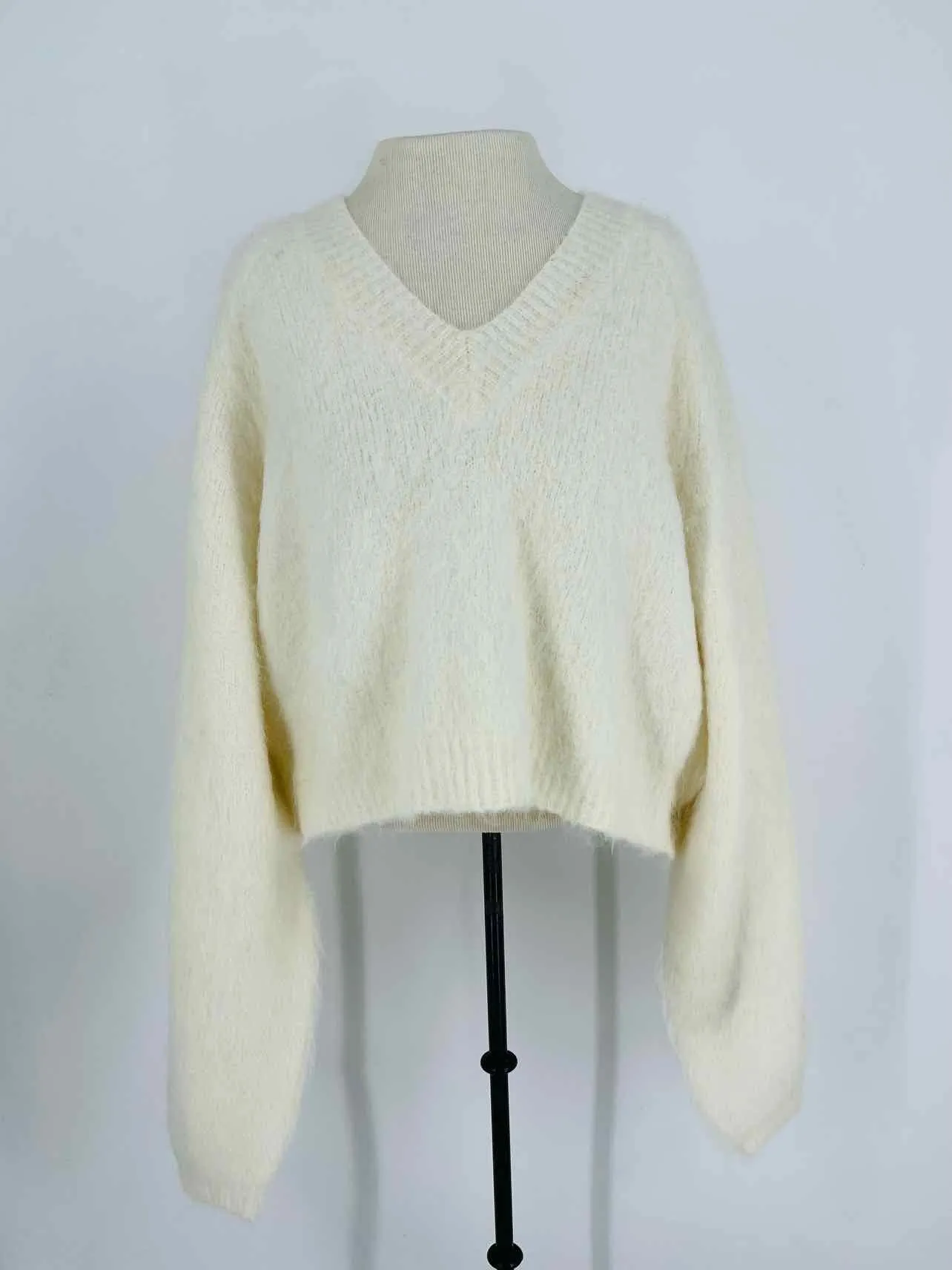 Gestuz Size S Ivory Cropped NEW Designer Sweater