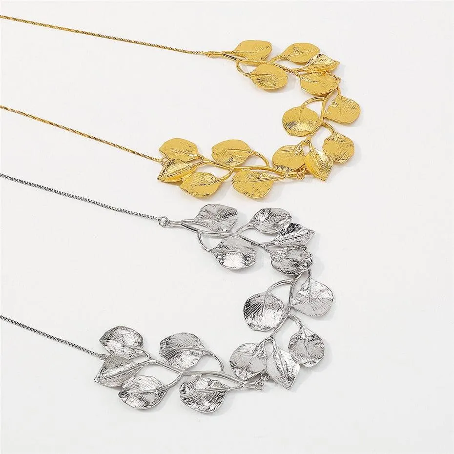 Naomi Leaf Pendant Necklace