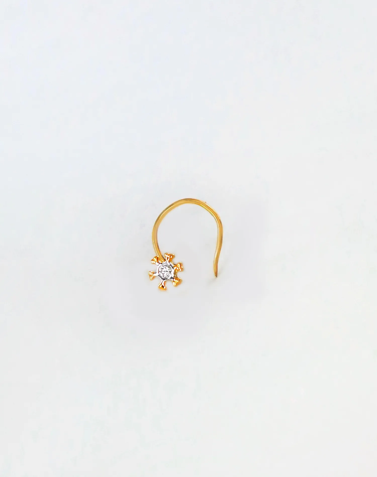 Snowflake Nose Pin