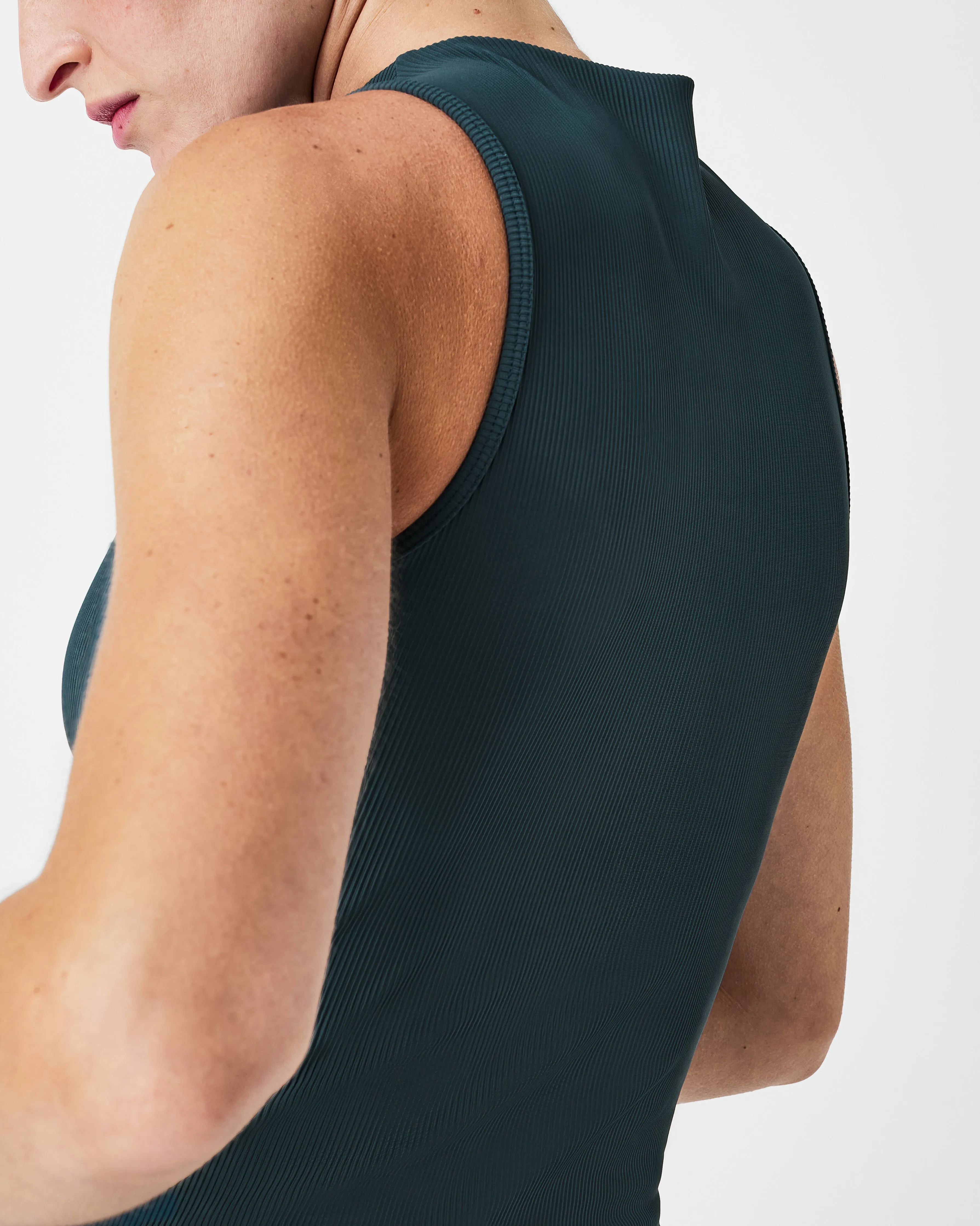 SPANXshape™ Get Moving Contour Rib Tank