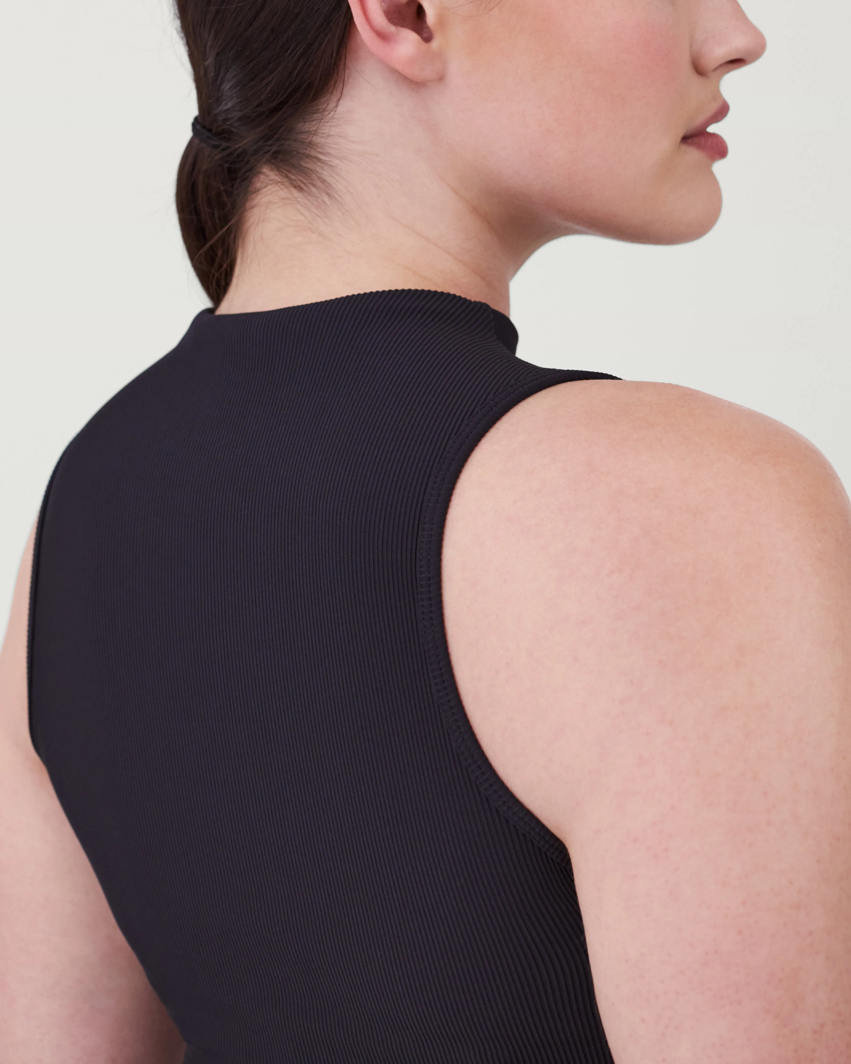 SPANXshape™ Get Moving Contour Rib Tank